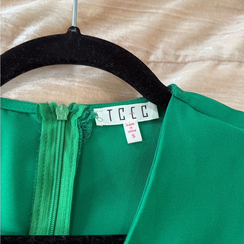 Vibrant Green Romper - Picture 4 of 4